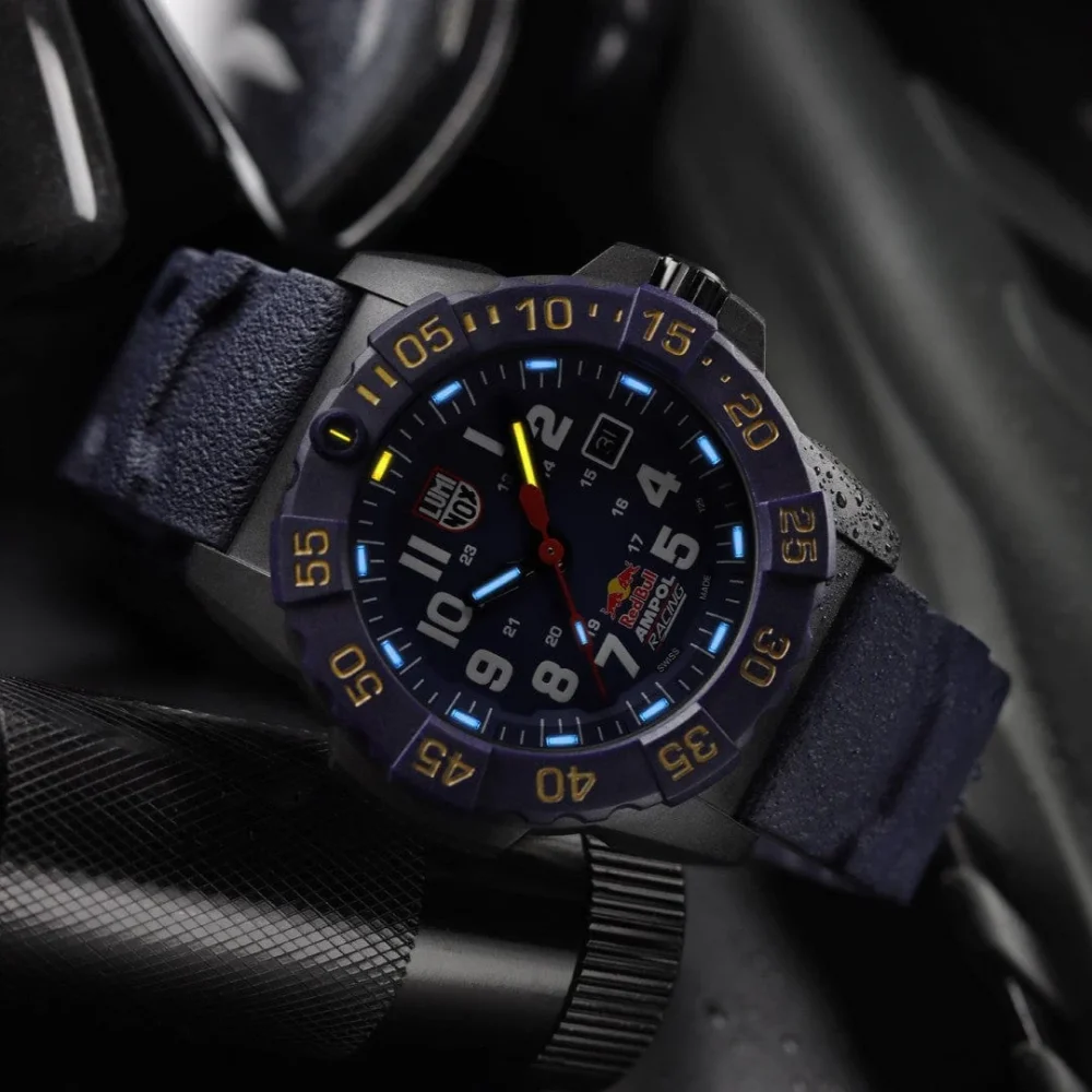 49p COMP: LIMITED EDITION RED BULL RACING WATCH! - Image 6