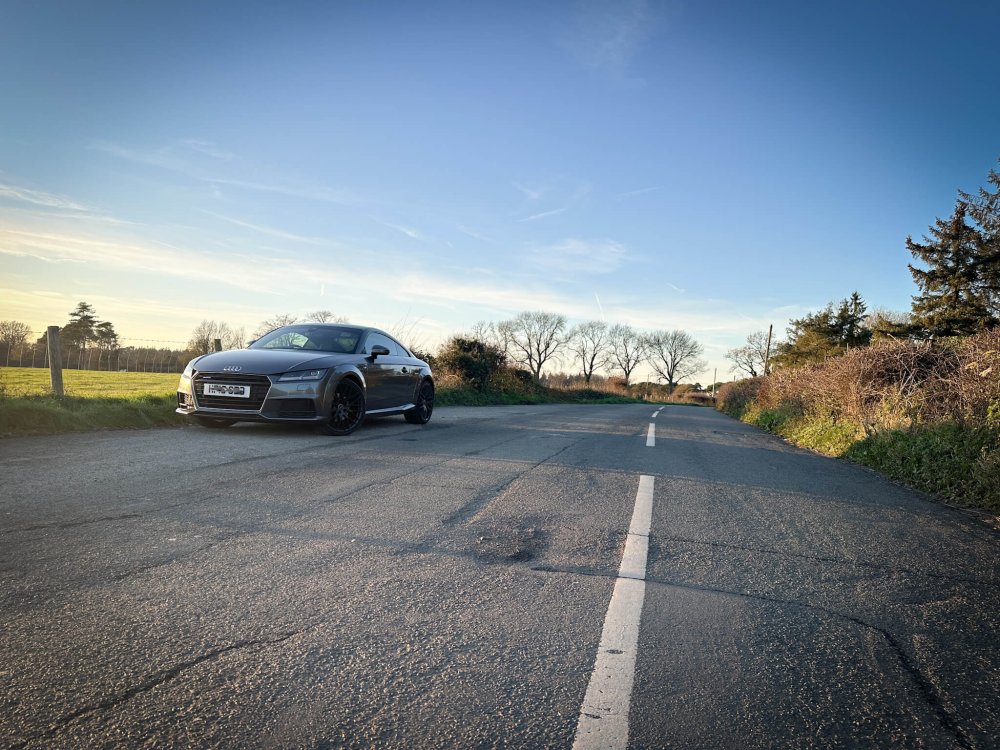 99p: AUDI TT MK3 QUATTRO + £1,000 OR £8000! - Image 5