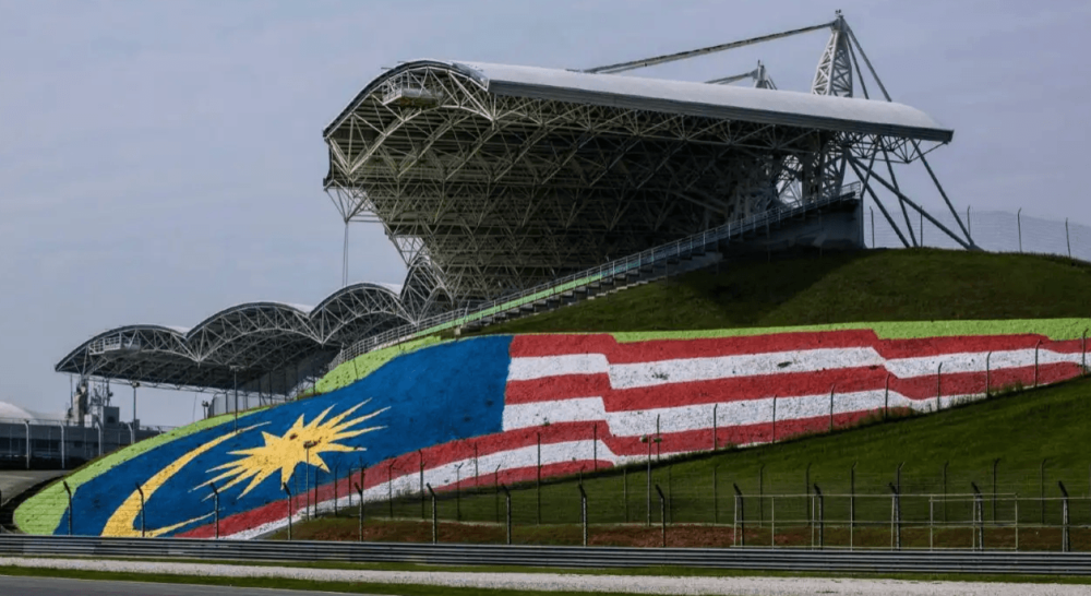 £2.59: MALAYSIA RACE WEEKEND FOR 2 + £1500 CASH! - Image 2